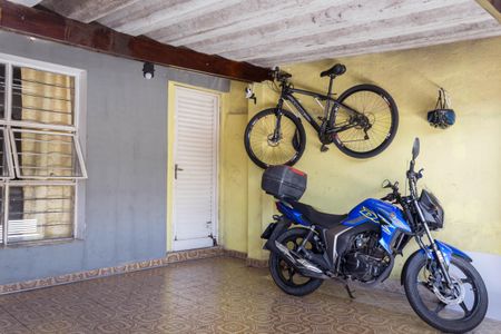 Casa à venda com 120m², 2 quartos e 2 vagasGaragem