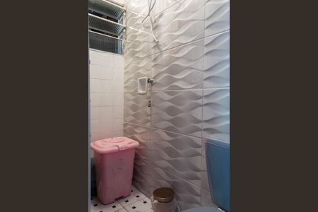 Casa à venda com 120m², 2 quartos e 2 vagasBanheiro de Serviço