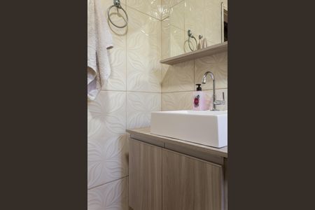 Casa à venda com 120m², 2 quartos e 2 vagasBanheiro