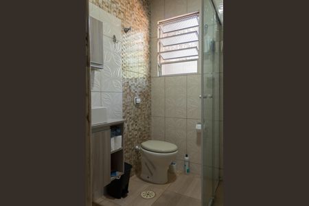 Casa à venda com 120m², 2 quartos e 2 vagasBanheiro