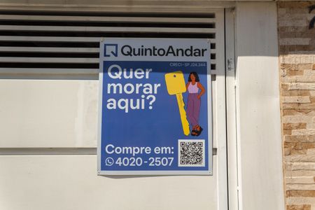 Casa à venda com 120m², 2 quartos e 2 vagasFachada