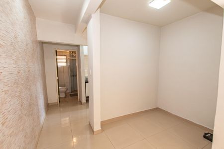 Apartamento à venda com 69m², 2 quartos e sem vaga Apartamento à venda com 69m², 2 quartos e sem vagaSala