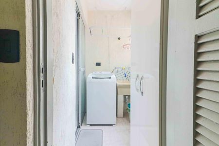 Apartamento à venda com 66m², 3 quartos e 1 vaga Apartamento à venda com 66m², 3 quartos e 1 vagaLavanderia