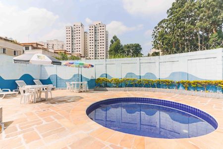 Apartamento à venda com 66m², 3 quartos e 1 vaga Apartamento à venda com 66m², 3 quartos e 1 vagaÁrea comum - Piscina