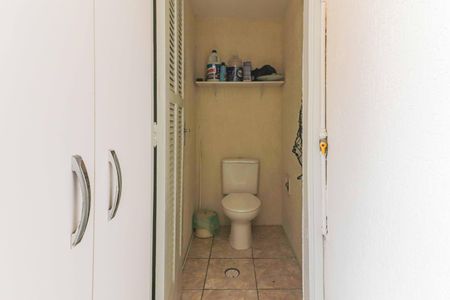 Apartamento à venda com 66m², 3 quartos e 1 vaga Apartamento à venda com 66m², 3 quartos e 1 vagaLavanderia - Banheiro