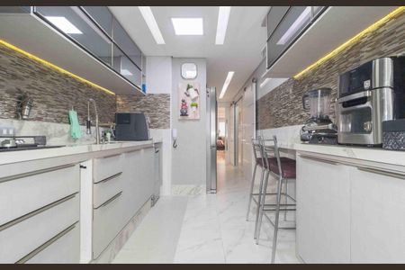 Apartamento à venda com 142m², 3 quartos e 3 vagasCozinha