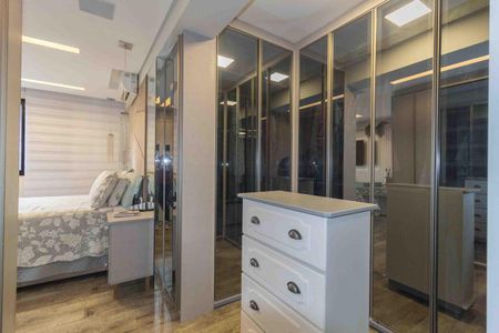 Apartamento à venda com 142m², 3 quartos e 3 vagasCloset - Suíte 