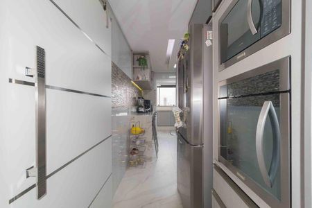 Apartamento à venda com 142m², 3 quartos e 3 vagasCorredor - Cozinha
