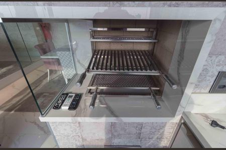 Apartamento à venda com 142m², 3 quartos e 3 vagasDetalhe - Varanda