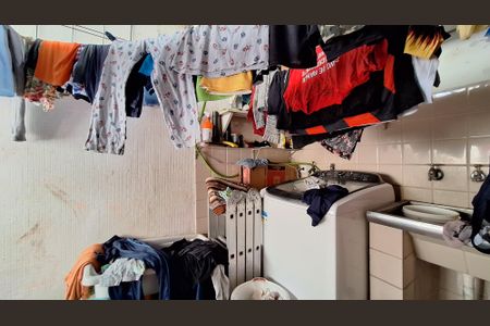 Casa à venda com 512m², 3 quartos e 8 vagas Casa à venda com 512m², 3 quartos e 8 vagasÁrea de Serviço