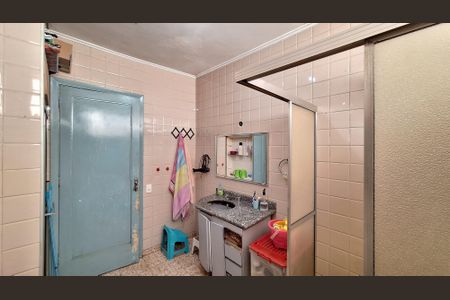 Casa à venda com 512m², 3 quartos e 8 vagas Casa à venda com 512m², 3 quartos e 8 vagasBanheiro