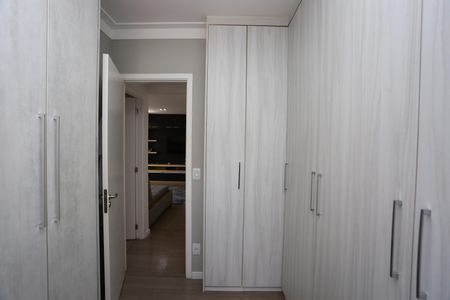 Apartamento à venda com 69m², 2 quartos e 2 vagasQuarto 2