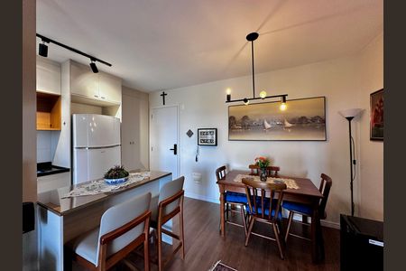 Apartamento à venda com 66m², 2 quartos e 2 vagas Apartamento à venda com 66m², 2 quartos e 2 vagasSala