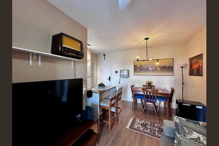 Apartamento à venda com 66m², 2 quartos e 2 vagas Apartamento à venda com 66m², 2 quartos e 2 vagasSala