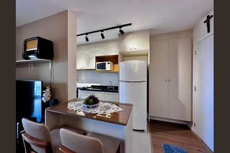 Apartamento à venda com 66m², 2 quartos e 2 vagas Apartamento à venda com 66m², 2 quartos e 2 vagasCozinha