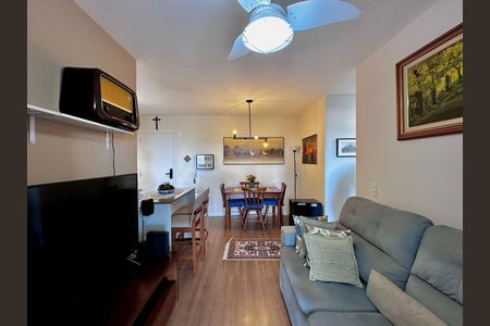 Apartamento à venda com 66m², 2 quartos e 2 vagas Apartamento à venda com 66m², 2 quartos e 2 vagasSala