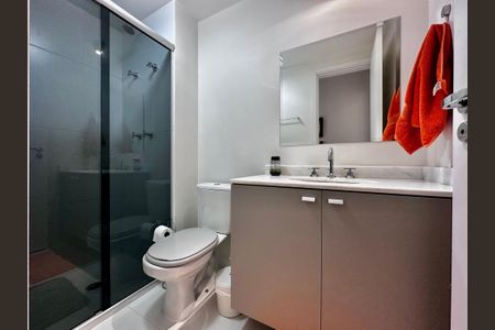 Apartamento à venda com 66m², 2 quartos e 2 vagas Apartamento à venda com 66m², 2 quartos e 2 vagasBanheiro Social