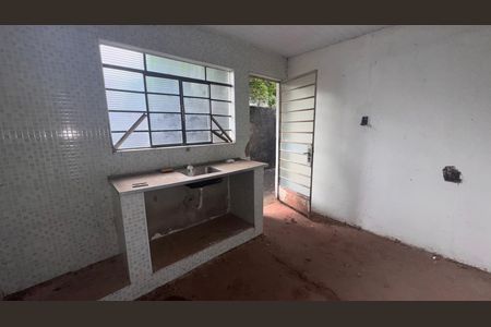 Casa à venda com 270m², 5 quartos e 12 vagasCozinha Casa 2