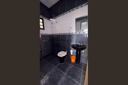 Casa à venda com 270m², 5 quartos e 12 vagasBanheiro da Suíte Casa 1