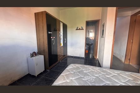 Casa à venda com 270m², 5 quartos e 12 vagasSuíte Casa 1
