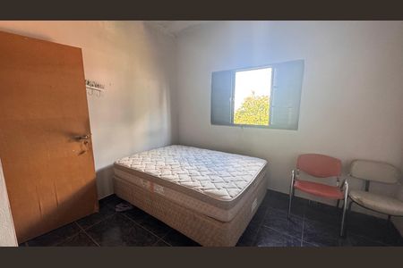 Casa à venda com 270m², 5 quartos e 12 vagasSuíte Casa 1