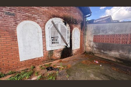 Casa à venda com 270m², 5 quartos e 12 vagasQuintal Frente Casa 2