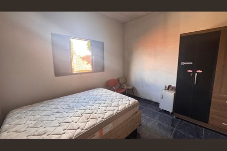 Casa à venda com 270m², 5 quartos e 12 vagasSuíte Casa 1