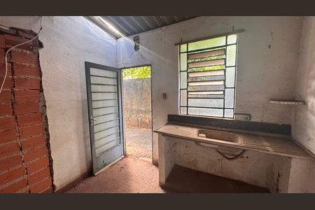 Casa à venda com 270m², 5 quartos e 12 vagasÁrea de Serviço Casa 2