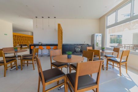 Apartamento à venda com 62m², 2 quartos e 1 vagaÁrea comum - Salão de festas