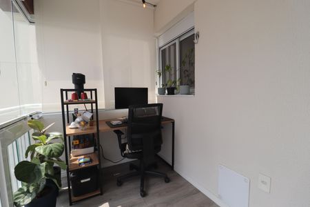 Apartamento à venda com 62m², 2 quartos e 1 vagaVaranda Sala'