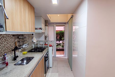 Apartamento à venda com 110m², 4 quartos e 2 vagas Apartamento à venda com 110m², 4 quartos e 2 vagasCozinha