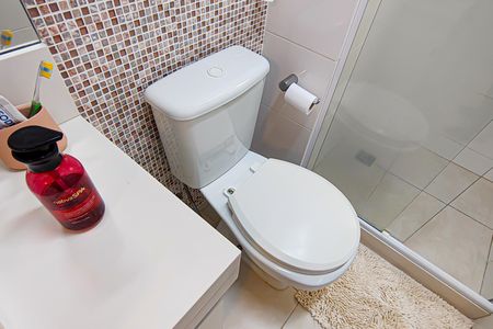 Apartamento à venda com 110m², 4 quartos e 2 vagas Apartamento à venda com 110m², 4 quartos e 2 vagasBanheiro Social