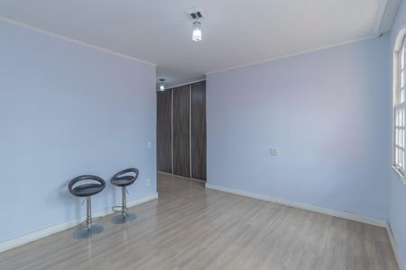 Casa à venda com 360m², 4 quartos e 4 vagas Casa à venda com 360m², 4 quartos e 4 vagasQuarto 2