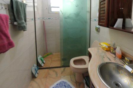 Casa à venda com 171m², 3 quartos e 4 vagasBanheiro Social