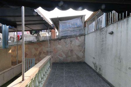 Casa à venda com 171m², 3 quartos e 4 vagasTerraço