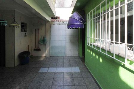 Casa à venda com 171m², 3 quartos e 4 vagasQuintal