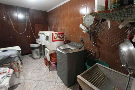 Casa à venda com 171m², 3 quartos e 4 vagasQuarto de Serviço