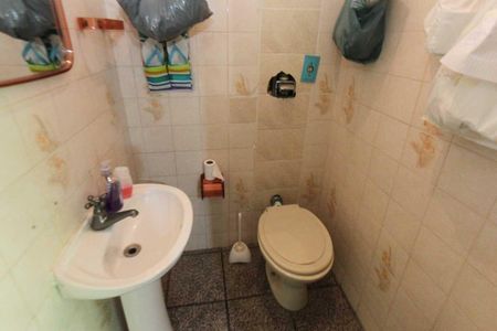 Casa à venda com 171m², 3 quartos e 4 vagasLavabo