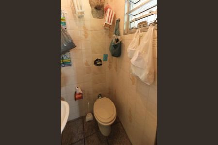 Casa à venda com 171m², 3 quartos e 4 vagasLavabo