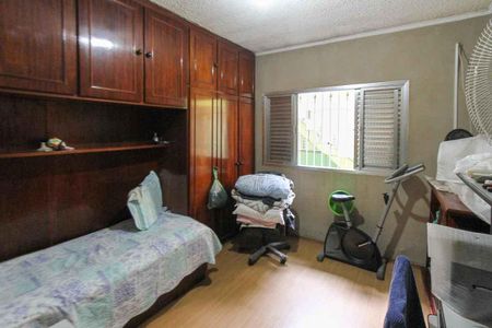 Casa à venda com 171m², 3 quartos e 4 vagasQuarto 2