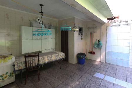 Casa à venda com 171m², 3 quartos e 4 vagasQuintal