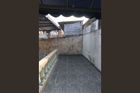 Casa à venda com 171m², 3 quartos e 4 vagasTerraço