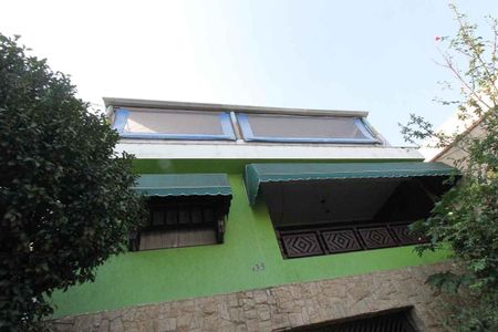 Casa à venda com 171m², 3 quartos e 4 vagasFachada