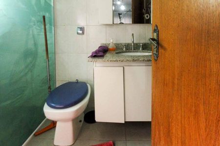 Casa à venda com 171m², 3 quartos e 4 vagasBanheiro da Suite