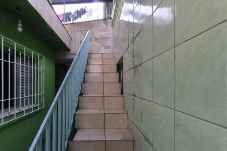 Casa à venda com 171m², 3 quartos e 4 vagasEscada