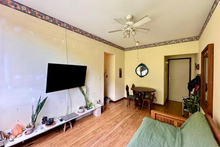 Apartamento à venda com 65m², 2 quartos e 1 vaga Apartamento à venda com 65m², 2 quartos e 1 vagaSala