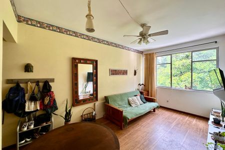 Apartamento à venda com 65m², 2 quartos e 1 vaga Apartamento à venda com 65m², 2 quartos e 1 vagaSala