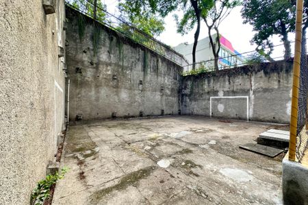 Apartamento à venda com 65m², 2 quartos e 1 vaga Apartamento à venda com 65m², 2 quartos e 1 vagaQuadra