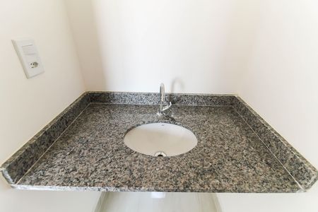 Apartamento para alugar com 35m², 2 quartos e sem vaga Apartamento para alugar com 35m², 2 quartos e sem vagaBanheiro