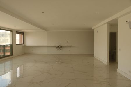 Apartamento à venda com 222m², 3 quartos e 5 vagasSala e Cozinha Integrada